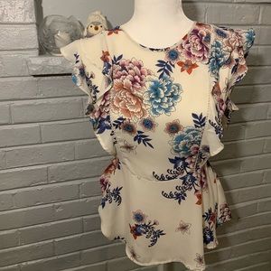 Peplum top cream with flowers. Size XL.
